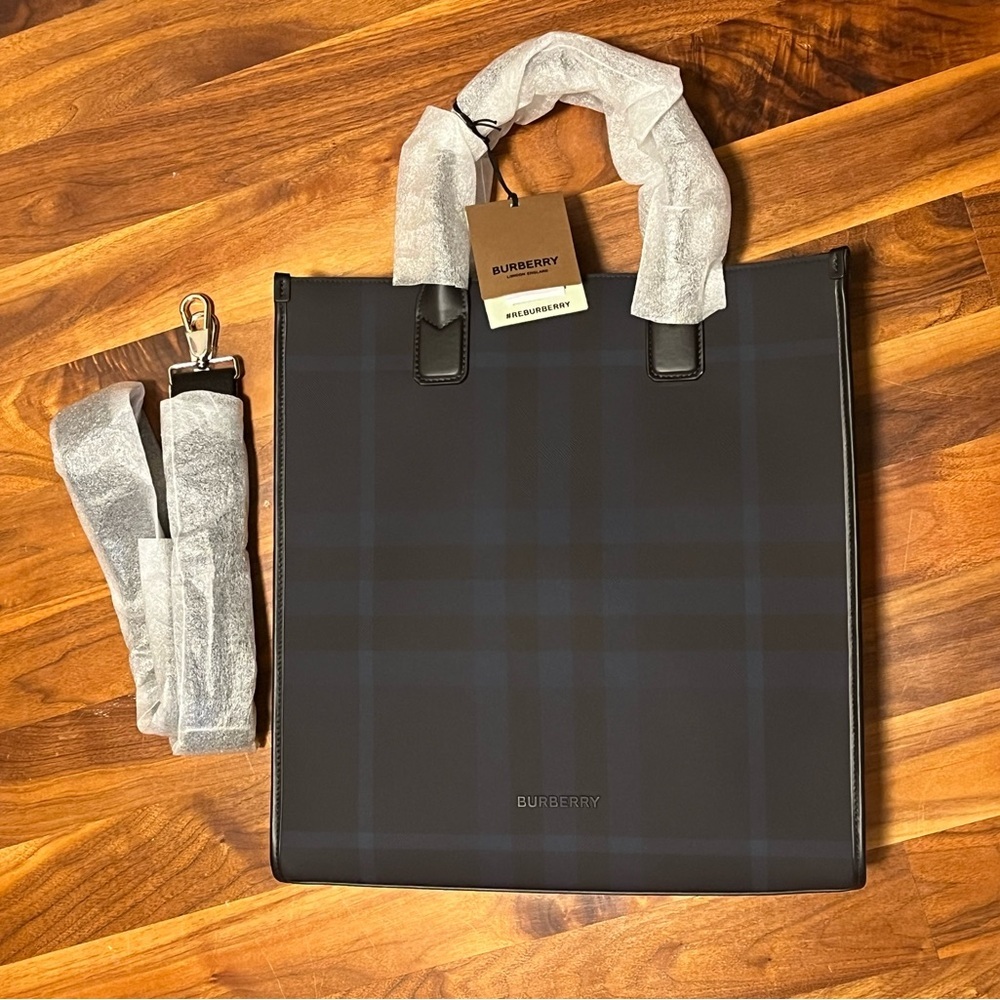 Burberry Denny E-Check Canvas Tote, NEW - Picture 11 of 17